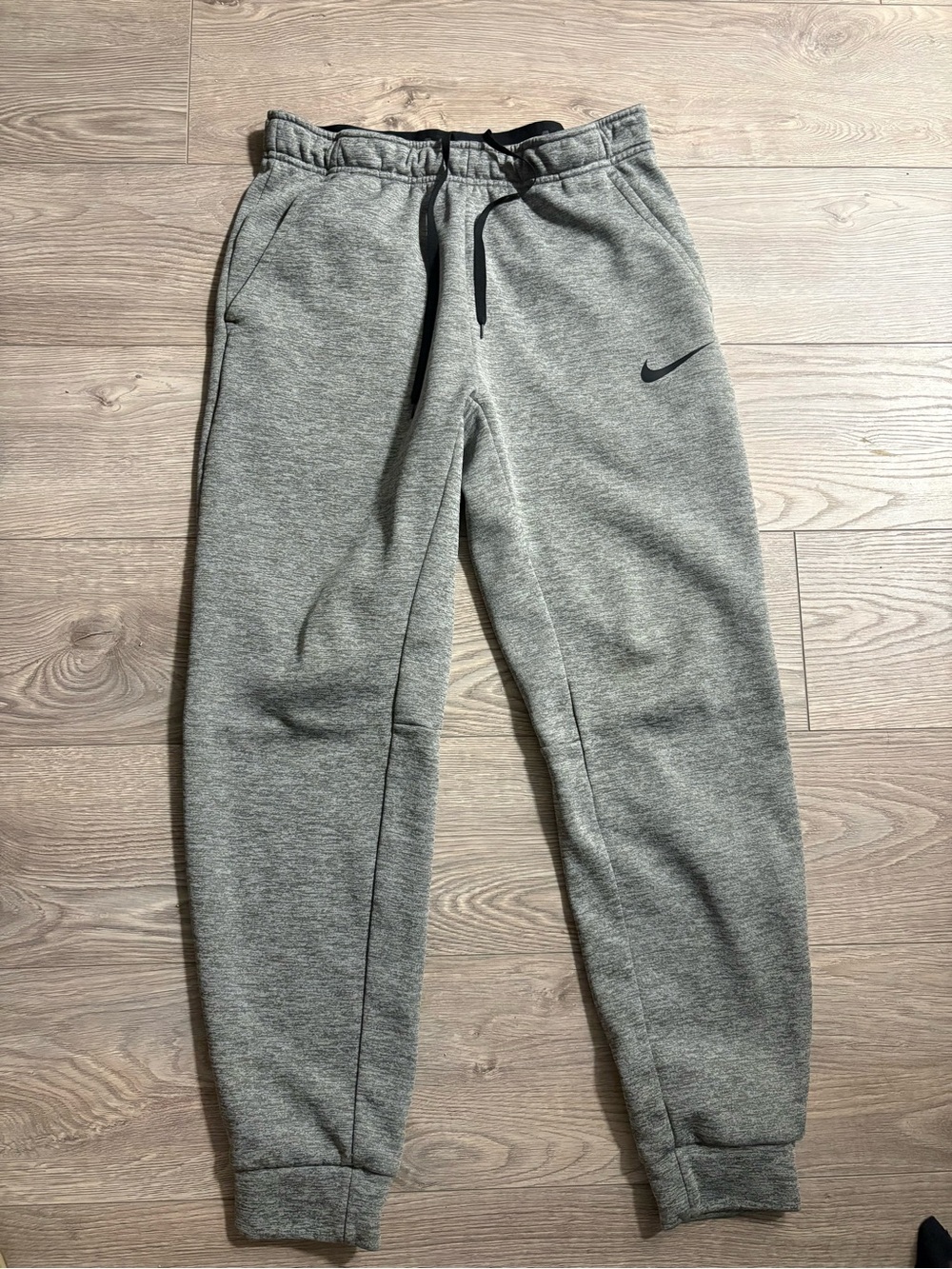 Nike Therma-FIT Tapered Fitness Trousers Gray Medium